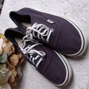 Vans Off The Wall blue and white low top sneakers